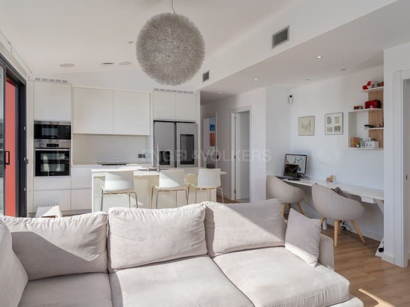 4 soverom Villa til salgs i Arbucies med svømmebasseng garasje - € 485 000 (Ref: 9502678)