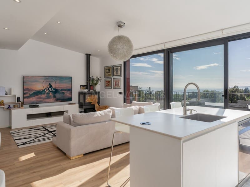 4 soverom Villa til salgs i Arbucies med svømmebasseng garasje - € 485 000 (Ref: 9502678)