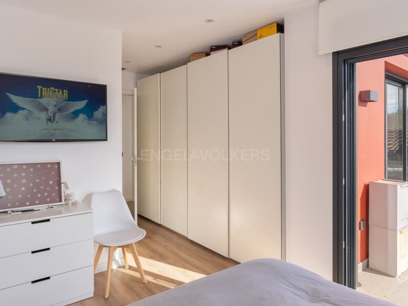 4 soverom Villa til salgs i Arbucies med svømmebasseng garasje - € 485 000 (Ref: 9502678)