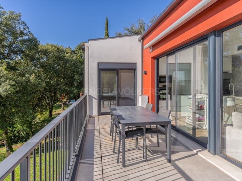 4 soverom Villa til salgs i Arbucies med svømmebasseng garasje - € 485 000 (Ref: 9502678)