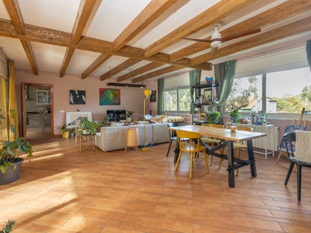 3 soverom Villa til salgs i Santa Cristina d'Aro med garasje - € 510 000 (Ref: 9516223)