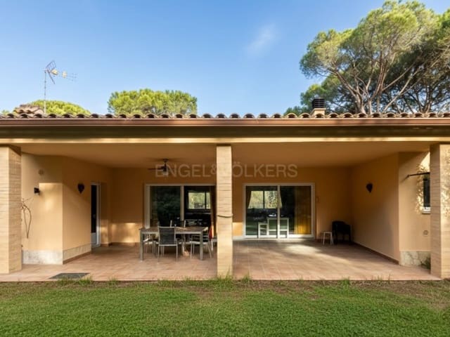 3 sovrum Villa till salu i Santa Cristina d'Aro med garage - 510 000 € (Ref: 9516223)