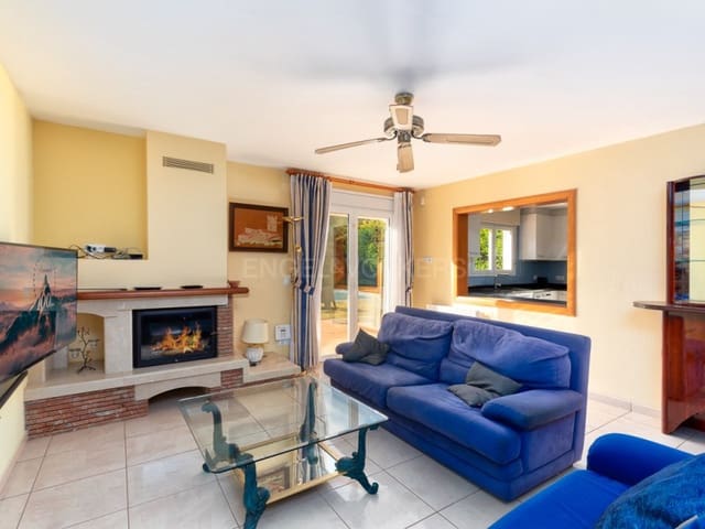 3 sovrum Villa till salu i Calonge i Sant Antoni med pool garage - 910 000 € (Ref: 9543425)