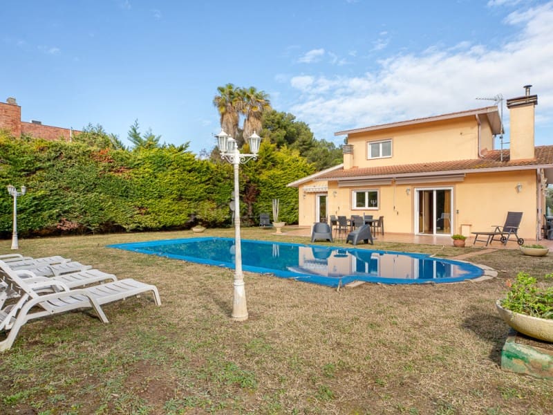 3 sovrum Villa till salu i Calonge i Sant Antoni med pool garage - 910 000 € (Ref: 9543425)