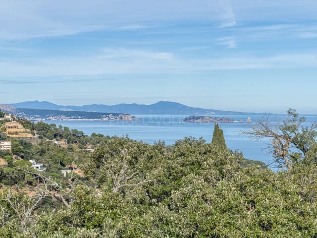 Mark till salu i Begur - 550 000 € (Ref: 9557953)