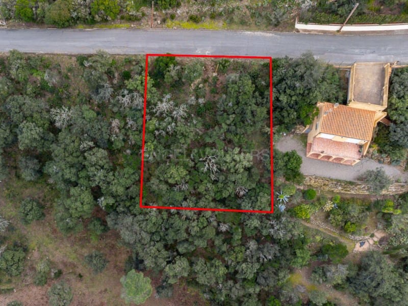 Mark till salu i Begur - 600 000 € (Ref: 9557954)