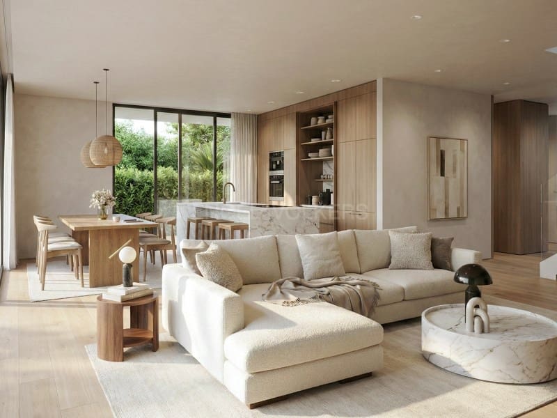 4 makuuhuone Paritalo myytävänä paikassa S'Agaro mukana uima-altaan 
autotalli - 1 300 000 € (Ref: 9557955)