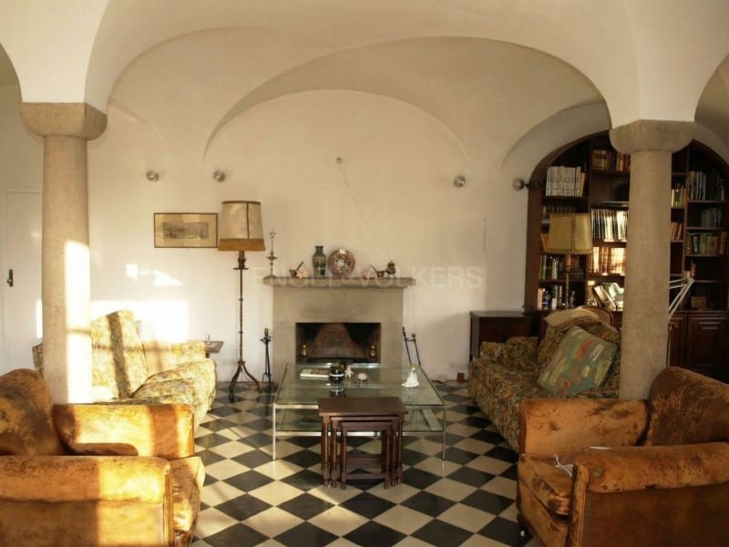4 slaapkamer Villa te koop in Blanes met garage - € 795.000 (Ref: 9574866)
