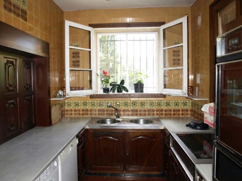 4 slaapkamer Villa te koop in Blanes met garage - € 795.000 (Ref: 9574866)