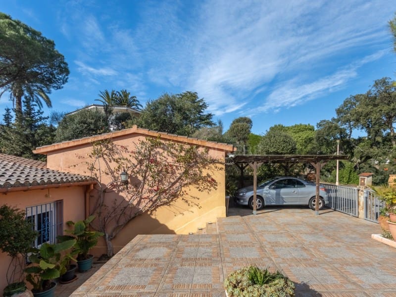 5 Zimmer Villa zu verkaufen in Tossa de Mar mit Pool Garage - 1.575.000 € (Ref: 9576563)