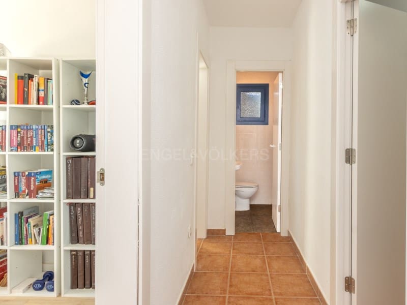 4 sypialnia Willa na sprzedaż w Lloret de Mar z basenem garażem - 835 000 € (Ref: 9582980)