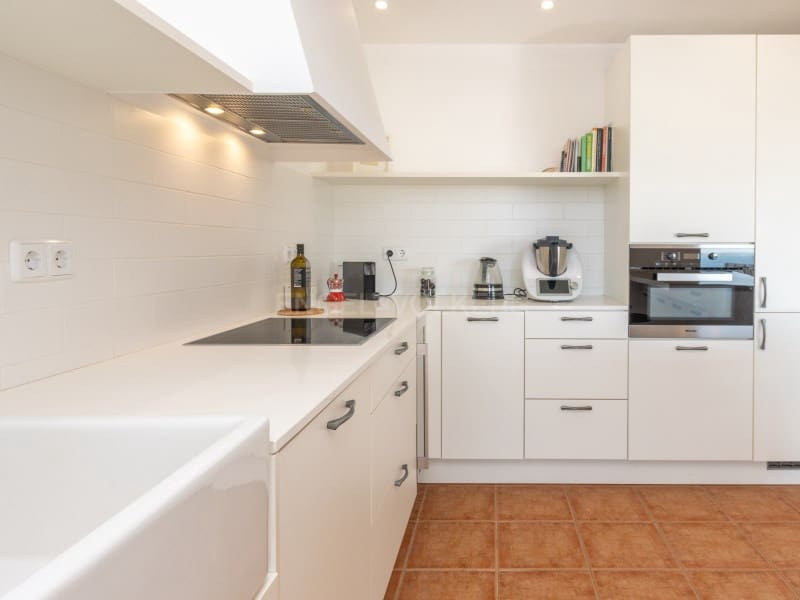 4 sypialnia Willa na sprzedaż w Lloret de Mar z basenem garażem - 835 000 € (Ref: 9582980)