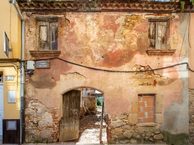 Landgrundstück zu verkaufen in Breda - 135.000 € (Ref: 9591347)