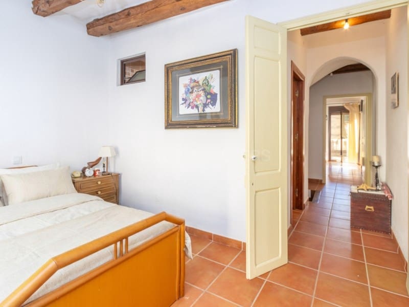 4 bedroom Townhouse for sale in Santa Coloma de Farners - € 229,000 (Ref: 9591348)