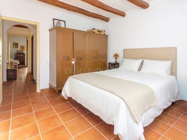 4 bedroom Townhouse for sale in Santa Coloma de Farners - € 229,000 (Ref: 9591348)