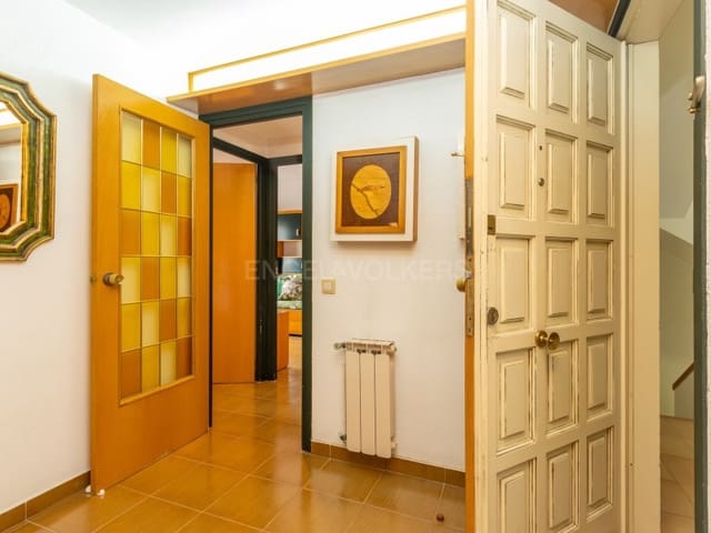 4 soveværelse Lejlighed til salg i Blanes - € 399.000 (Ref: 9616168)