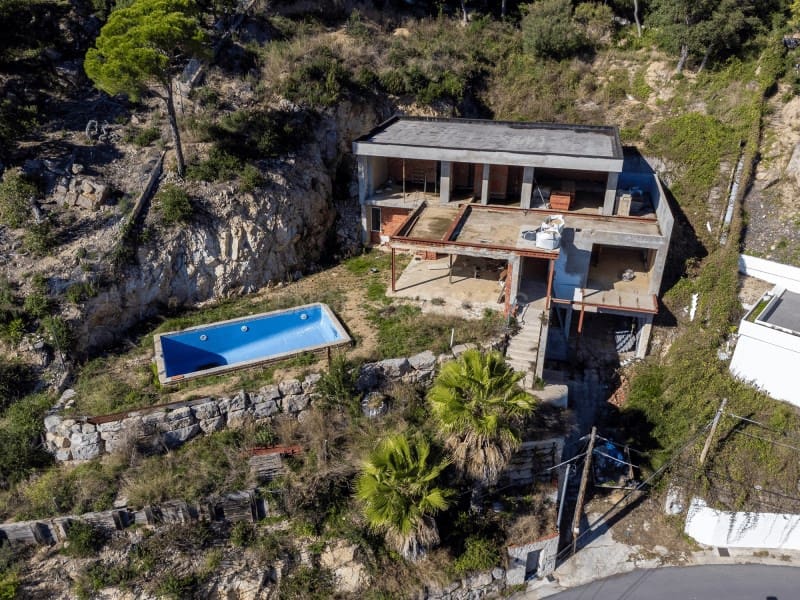 Villa til salgs i Lloret de Mar - € 695 000 (Ref: 9619312)
