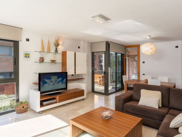 4 bedroom Apartment for sale in Calonge i Sant Antoni with pool - € 665,000 (Ref: 9627592)