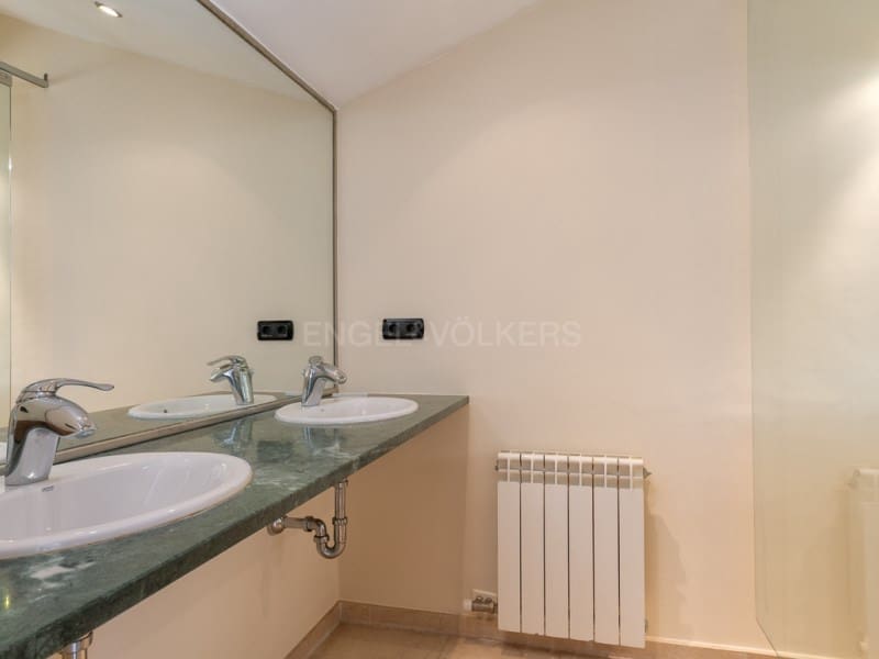 4 bedroom Apartment for sale in Calonge i Sant Antoni with pool - € 665,000 (Ref: 9627592)