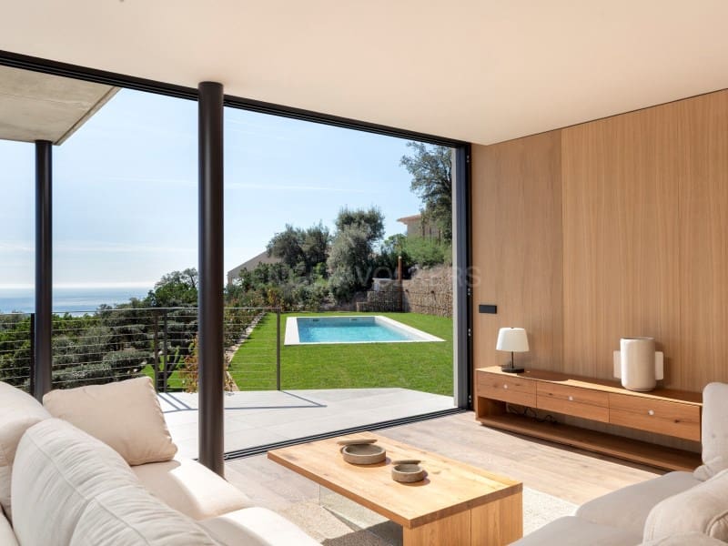 4 sypialnia Willa na sprzedaż w Platja d'Aro z basenem garażem - 2 200 000 € (Ref: 9637429)