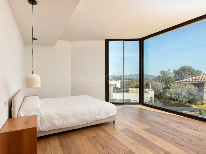 4 sypialnia Willa na sprzedaż w Platja d'Aro z basenem garażem - 2 200 000 € (Ref: 9637429)