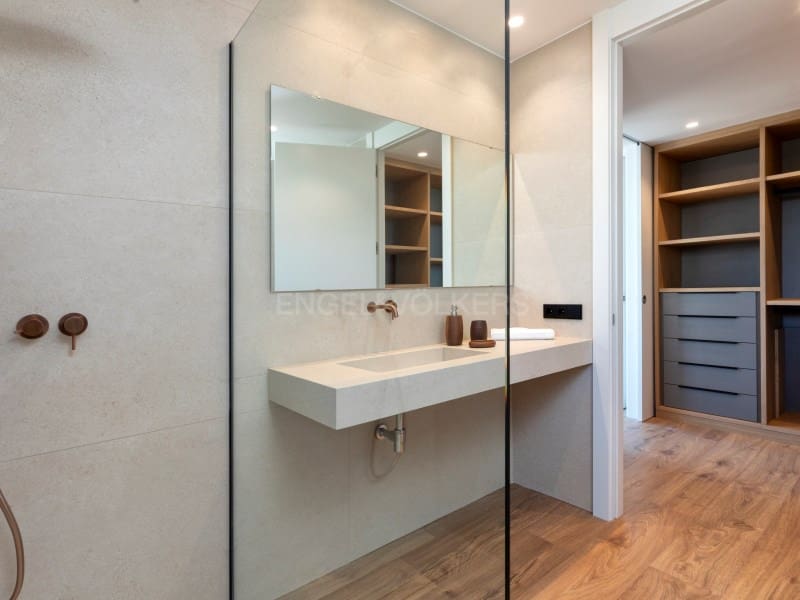 4 sypialnia Willa na sprzedaż w Platja d'Aro z basenem garażem - 2 200 000 € (Ref: 9637429)