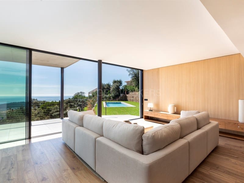 4 sypialnia Willa na sprzedaż w Platja d'Aro z basenem garażem - 2 200 000 € (Ref: 9637429)