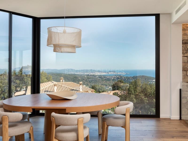 4 sypialnia Willa na sprzedaż w Platja d'Aro z basenem garażem - 2 200 000 € (Ref: 9637429)