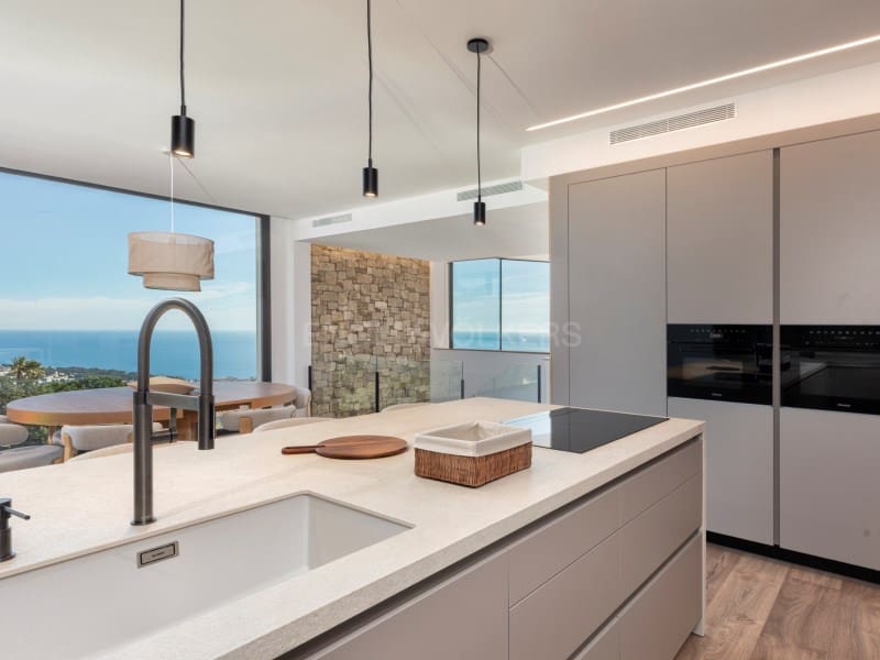 4 sypialnia Willa na sprzedaż w Platja d'Aro z basenem garażem - 2 200 000 € (Ref: 9637429)