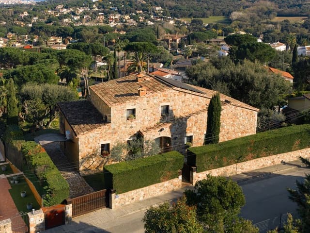 5 slaapkamer Finca/Landhuis te koop in Calonge i Sant Antoni met zwembad garage - € 975.000 (Ref: 9648199)