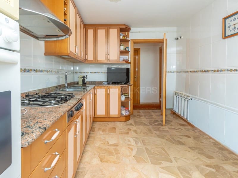 4 bedroom Villa for sale in Lloret de Mar with pool garage - € 975,000 (Ref: 9651818)