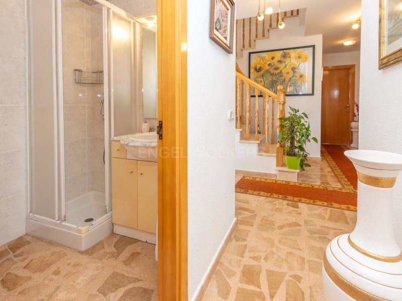 4 bedroom Villa for sale in Lloret de Mar with pool garage - € 975,000 (Ref: 9651818)