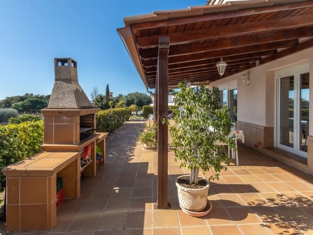 4 quarto Moradia para venda em Roca Grossa, Lloret de Mar com piscina garagem - 975 000 € (Ref: 9651818)