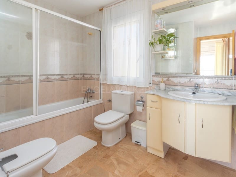 4 bedroom Villa for sale in Lloret de Mar with pool garage - € 975,000 (Ref: 9651818)