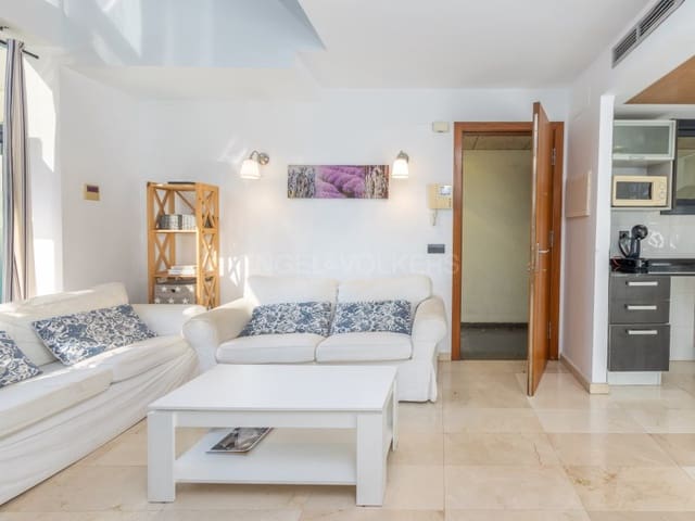 2 makuuhuone Huoneisto myytävänä paikassa Platja d'Aro, Castell-Platja d'Aro mukana uima-altaan 
autotalli - 375 000 € (Ref: 9655907)