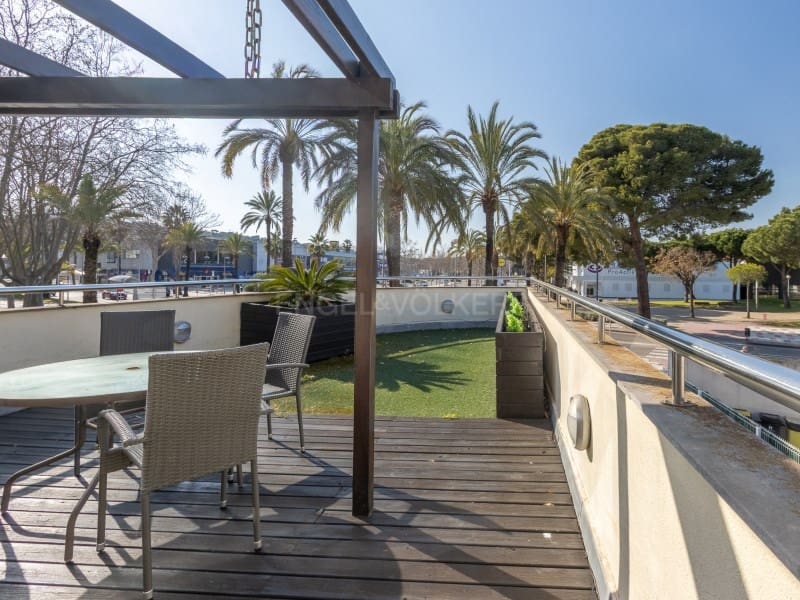 2 makuuhuone Huoneisto myytävänä paikassa Platja d'Aro mukana uima-altaan 
autotalli - 375 000 € (Ref: 9655907)