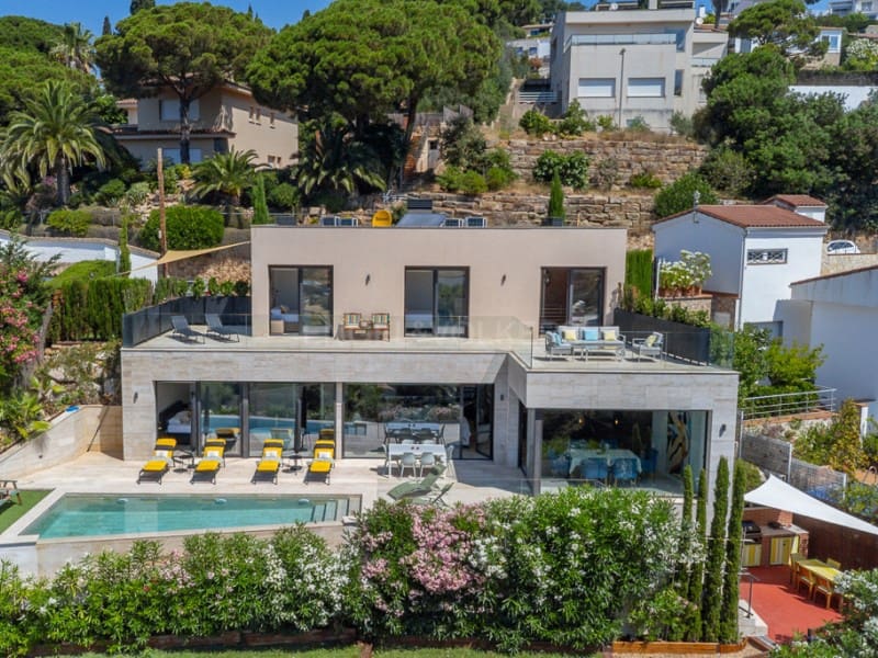 3 camera da letto Villa in vendita in Tossa de Mar con piscina garage - 1.470.000 € (Rif: 9666326)