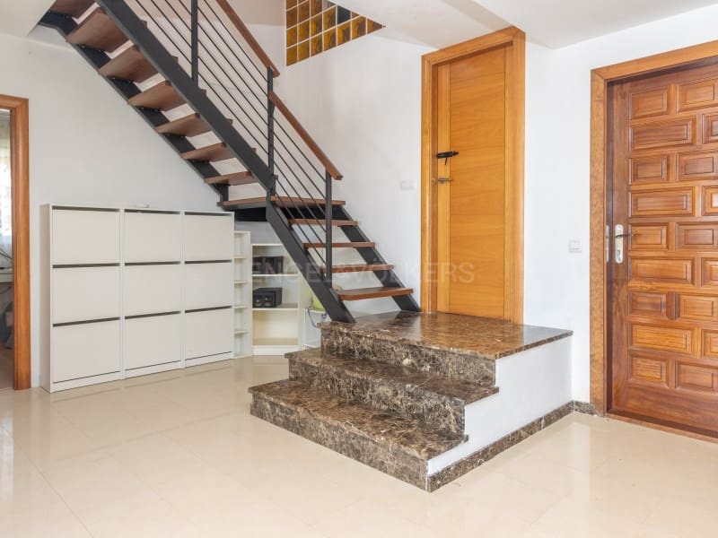 Chalet de 5 habitaciones en Lloret de Mar en venta con piscina garaje - 950.000 € (Ref: 9670352)