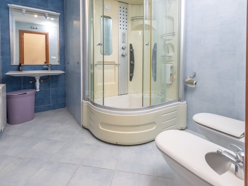 Chalet de 5 habitaciones en Lloret de Mar en venta con piscina garaje - 950.000 € (Ref: 9670352)