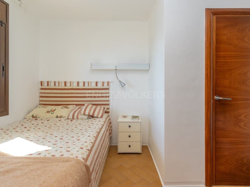 Chalet de 5 habitaciones en Lloret de Mar en venta con piscina garaje - 950.000 € (Ref: 9670352)