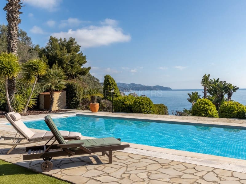 4 sovrum Villa till salu i Blanes med pool garage - 2 950 000 € (Ref: 9674077)