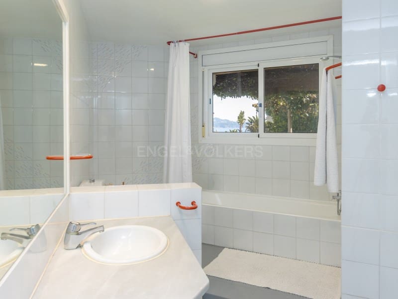 4 sovrum Villa till salu i Blanes med pool garage - 2 950 000 € (Ref: 9674077)