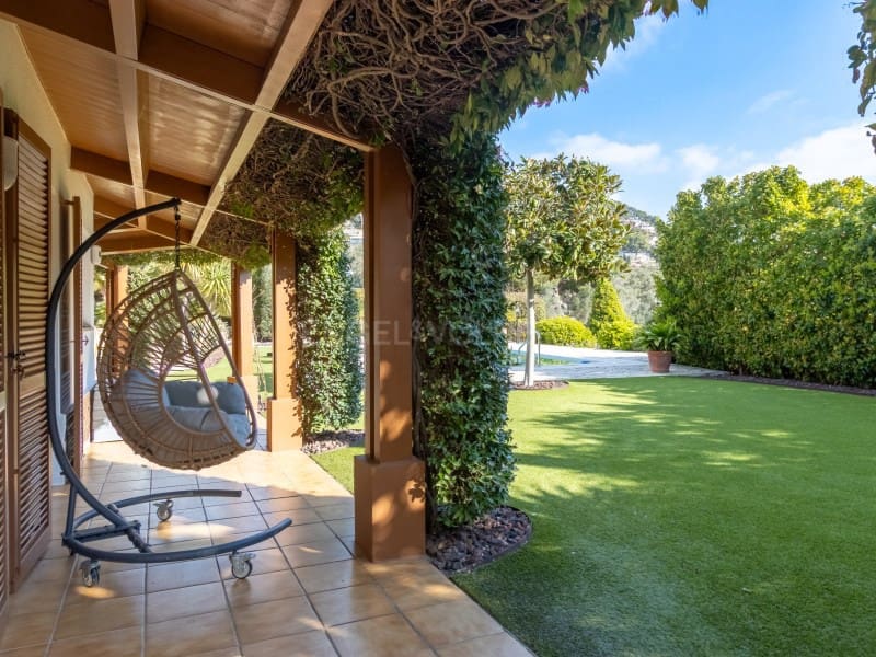 4 sovrum Villa till salu i Blanes med pool garage - 2 950 000 € (Ref: 9674077)