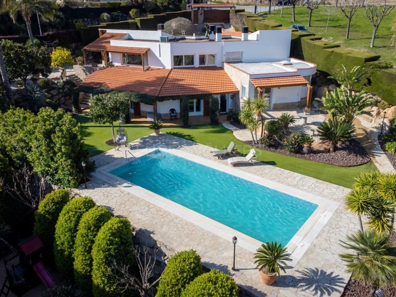 4 sovrum Villa till salu i Blanes med pool garage - 2 950 000 € (Ref: 9674077)