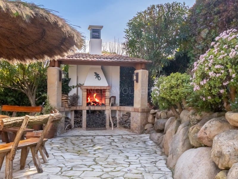 4 sovrum Villa till salu i Blanes med pool garage - 2 950 000 € (Ref: 9674077)