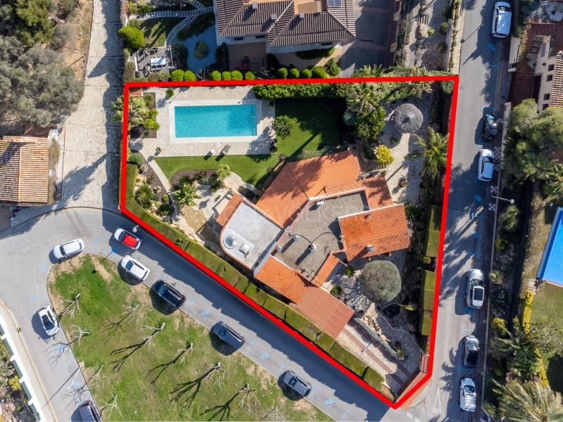 4 sovrum Villa till salu i Blanes med pool garage - 2 950 000 € (Ref: 9674077)