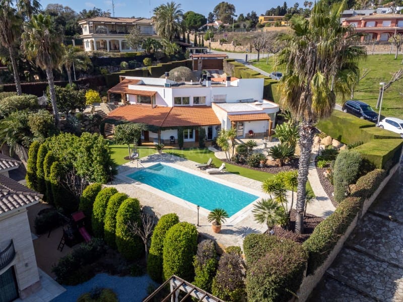 4 sovrum Villa till salu i Blanes med pool garage - 2 950 000 € (Ref: 9674077)