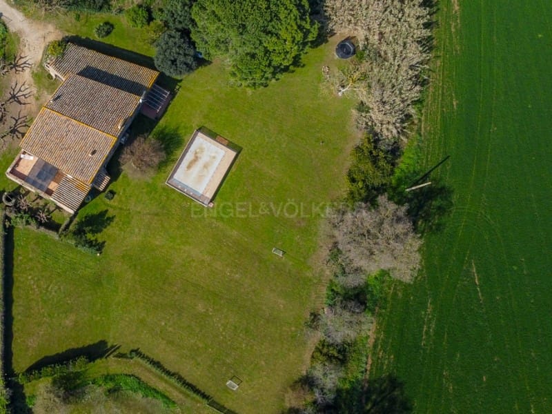 8 makuuhuone Maalaistalo myytävänä paikassa Rupia mukana uima-altaan - 1 275 000 € (Ref: 9686302)