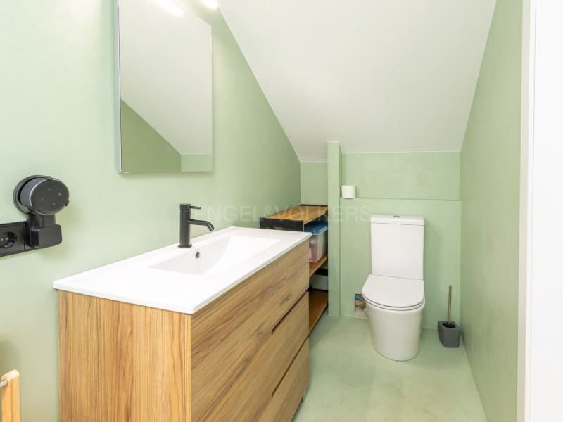 7 bedroom Villa for sale in Sant Feliu de Guixols - € 775,000 (Ref: 9698758)