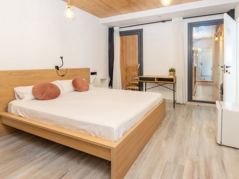 7 bedroom Villa for sale in Sant Feliu de Guixols - € 775,000 (Ref: 9698758)